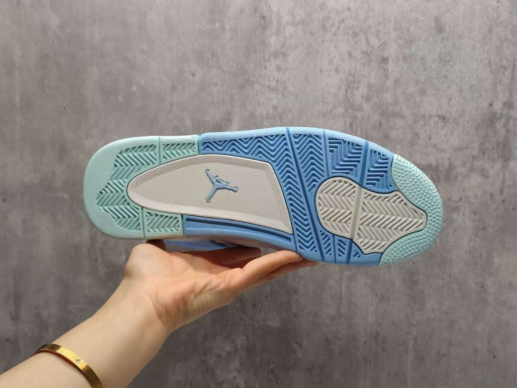 Air Jordan 4 Retro “Forget Me Not”
