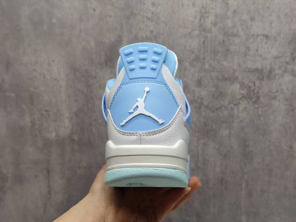 Air Jordan 4 Retro “Forget Me Not”