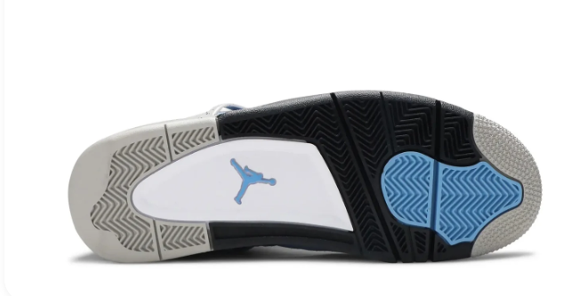 Jordan 4 Retro “University Blue”