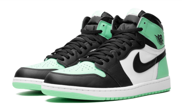 Air Jordan 1 Retro High OG “Green Glow” – DZ5485-130