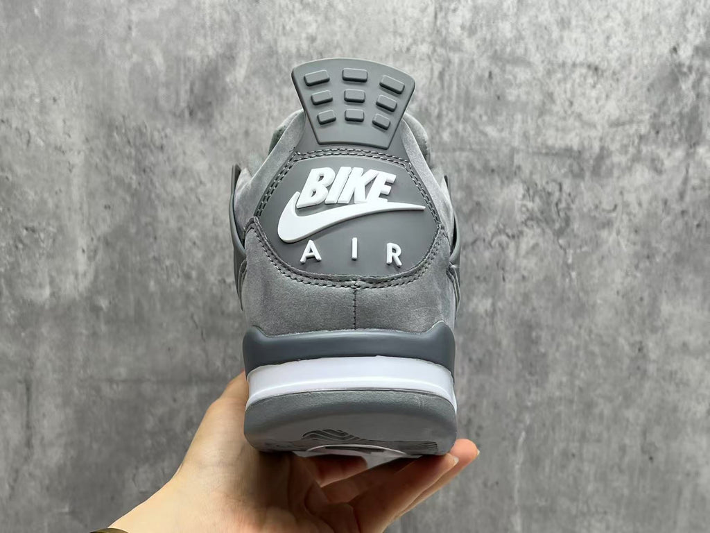 Air Jordan 4 Retro “Cool Grey”